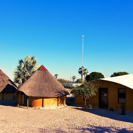 Ongula Village Homestead Lodge Ондангва Екстериор снимка