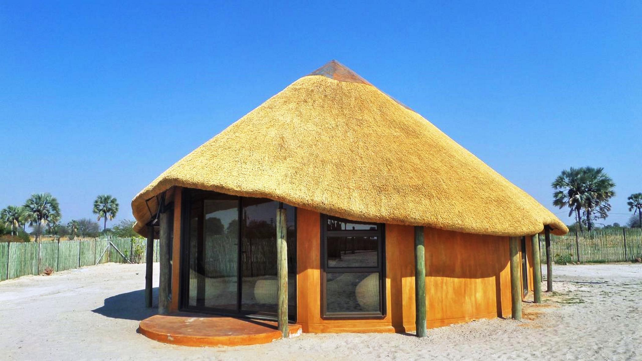 Ongula Village Homestead Lodge Ондангва Екстериор снимка